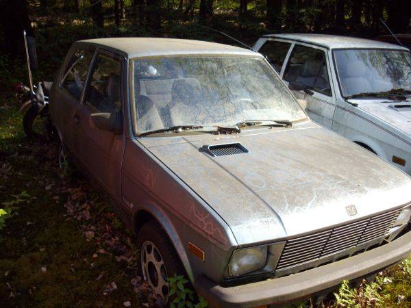 1980’s Yugo Sedans Package – 7 Cars