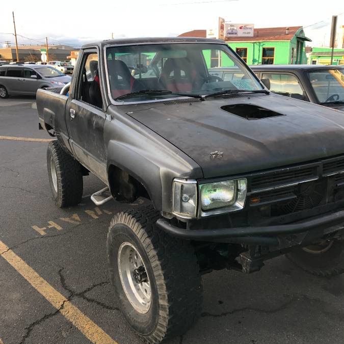 1987 Toyota 4×4 w/ V8 & SAS Swap