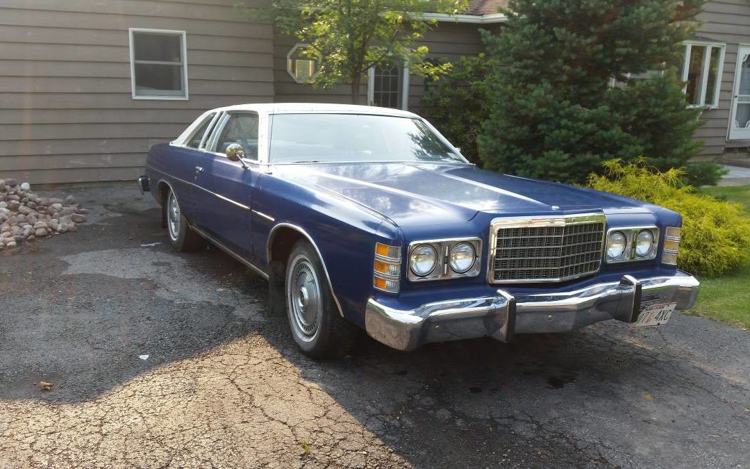 1975 Ford LTD 351 Coupe