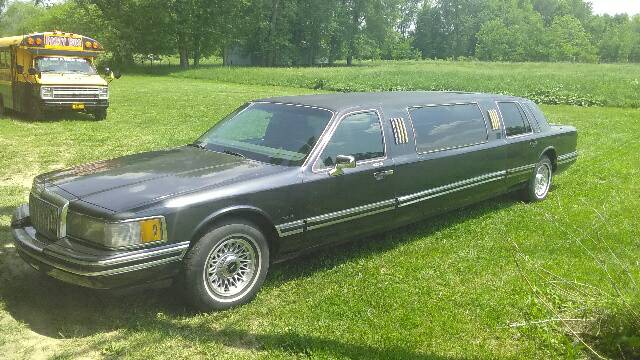 1994 Lincoln Town Car Limousine w/ 59k miles