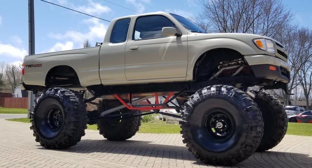 1996 Toyota Tacoma 4×4 w/ 5.0 V8 Swap