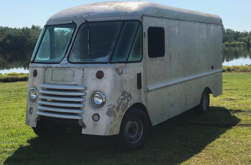 1963 Grumman Bread Truck On ’99 Ford Chassis