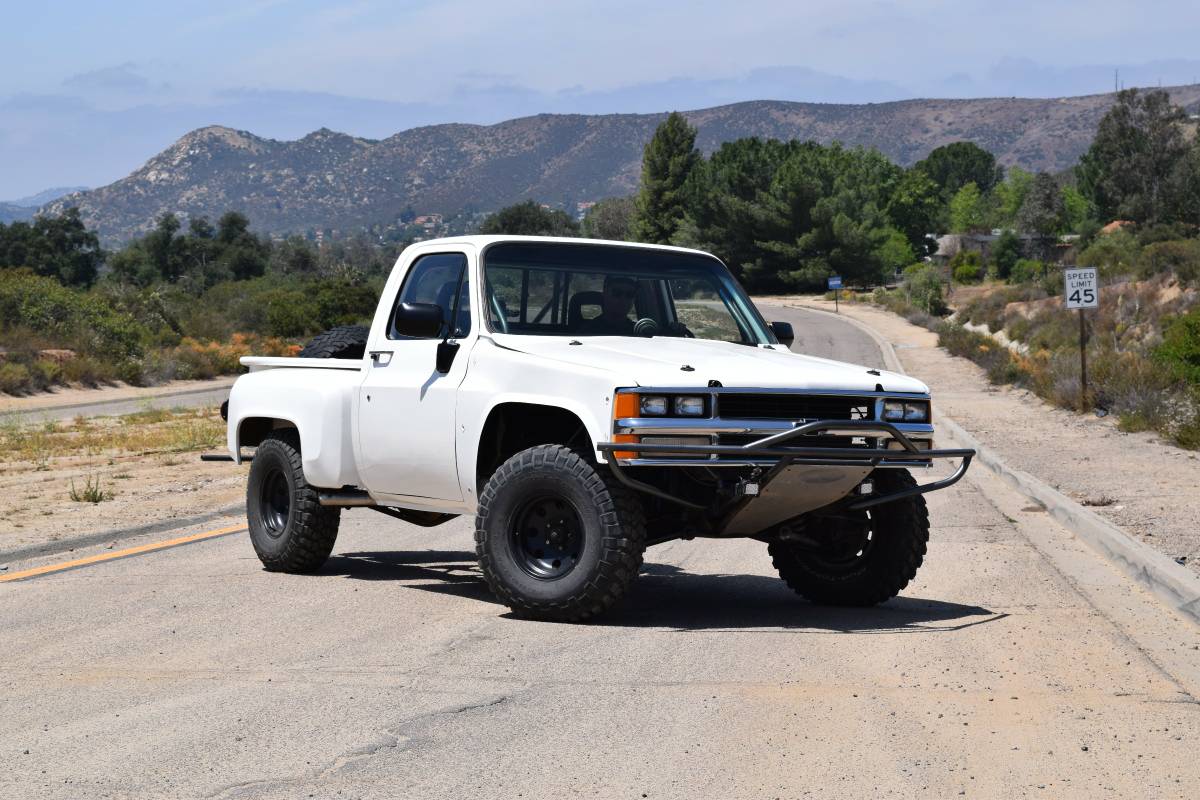 1973 Chevy C10 Short Bed Prerunner Deadclutch.