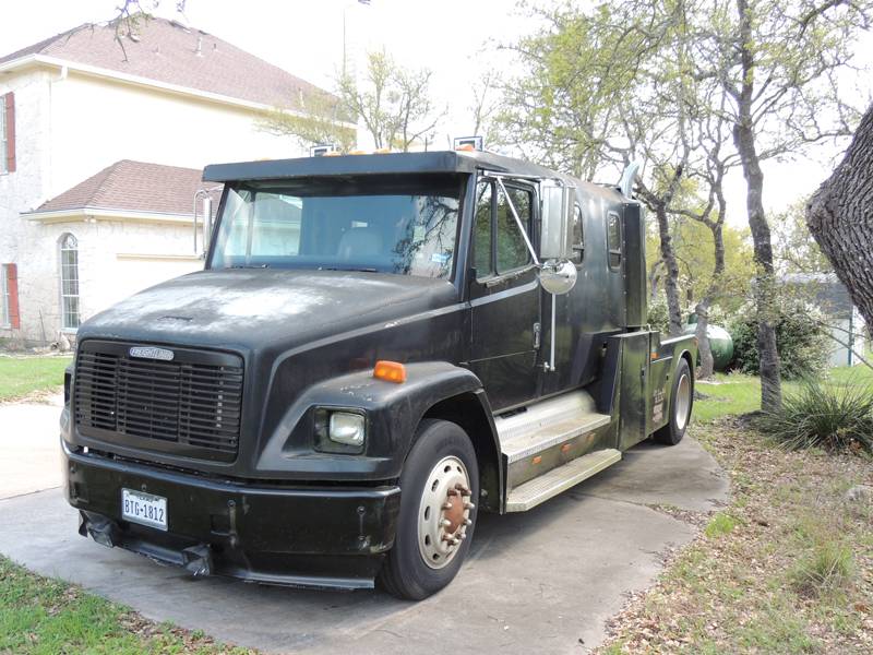 1995 Freightliner FL70 Custom Sleeper Toter w/ 8.1l Cummins