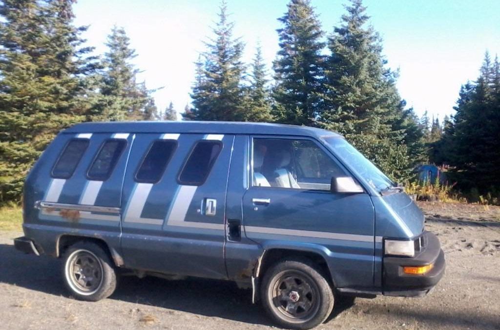 1987 Toyota 4×4 5 Speed Van w/ Lockers & 2 Speed Transfer Case