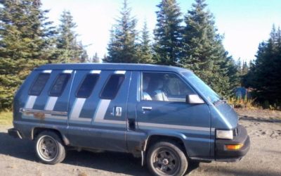 1987 Toyota 4×4 5 Speed Van w/ Lockers & 2 Speed Transfer Case