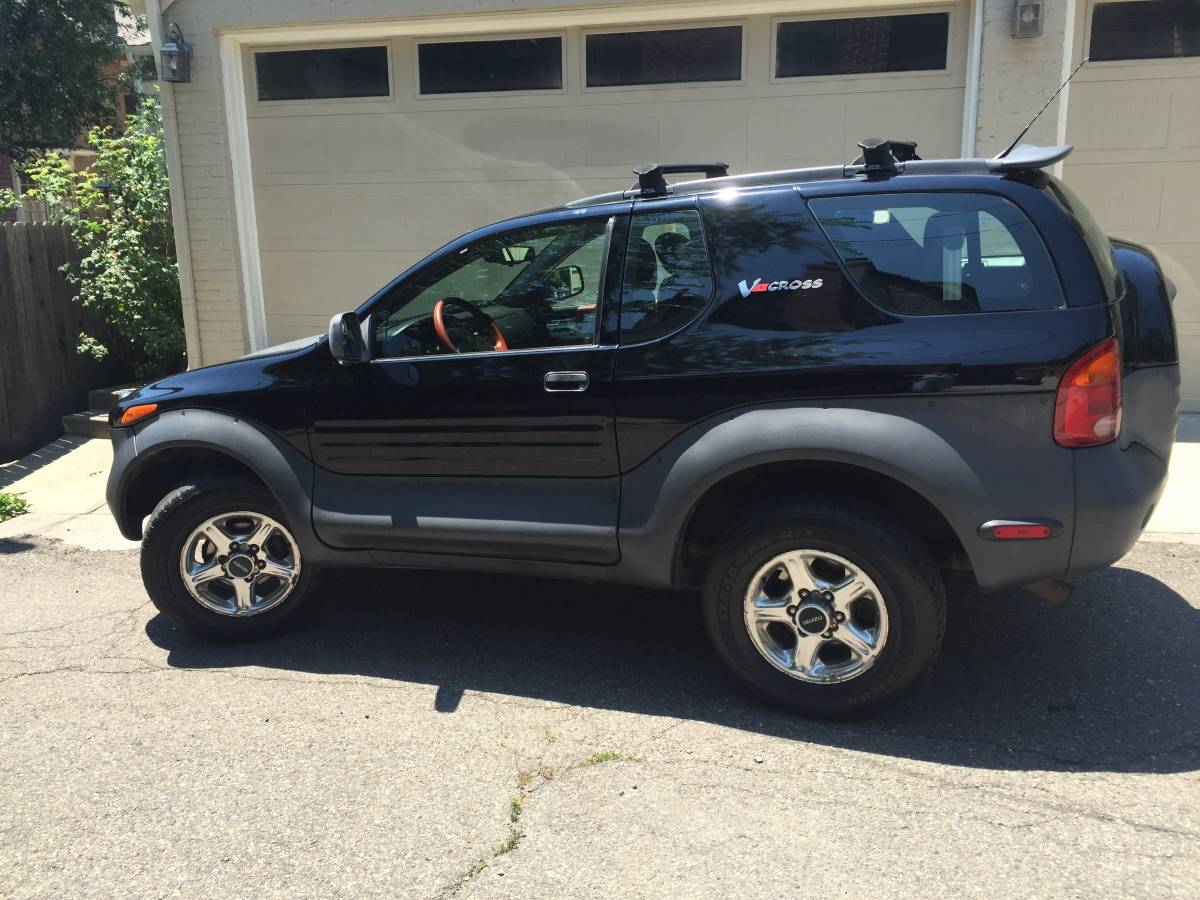 Isuzu vehicross салон