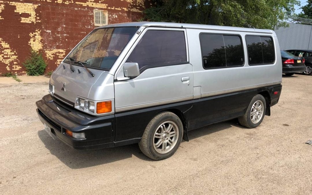 1987 Mitsubishi Delica L300