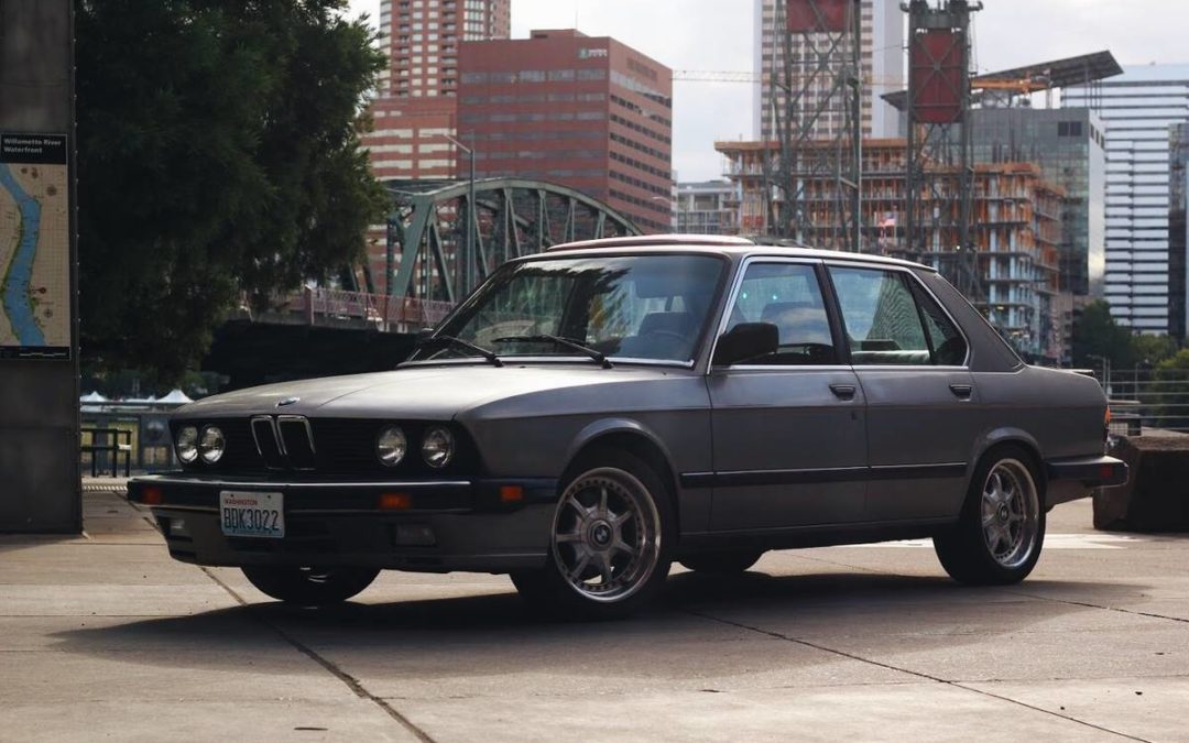 1987 BMW 535is Auto w/ Red Sport Interior