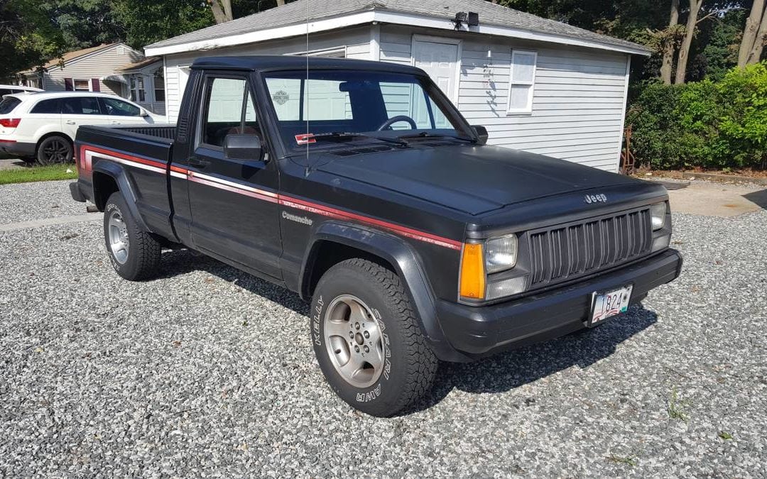1989 Jeep Comanche Pioneer Pickup