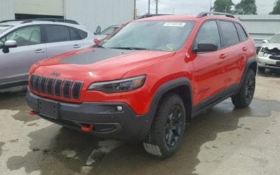 2019 Jeep Cherokee Trailhawk w/ Side Impact Damage