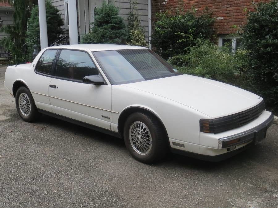 1988 Oldsmobile Toronado Trofeo  V6 w/ 76k Miles