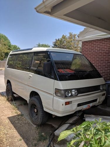 1991 Mitsubishi Delica L300 4×4 Crystal Lite Turbo Diesel Van