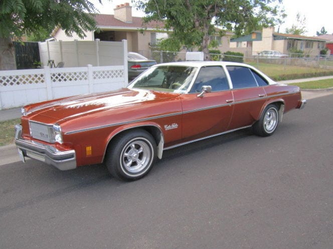 1975 Oldsmobile Cutlass Sedan w/ 40k Miles