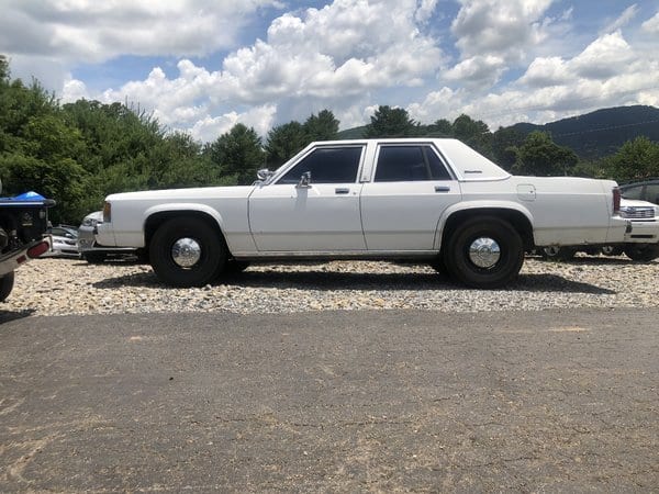 1991 Ford Crown Victoria LTD Ex-Police Car w/ Mods