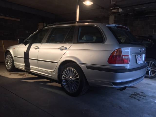 2003 BMW 325 Xit Wagon Project “Runs Rough”