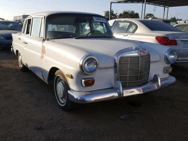 1968 Mercedes-Benz 200D Heckflosse Project Runs & Drives