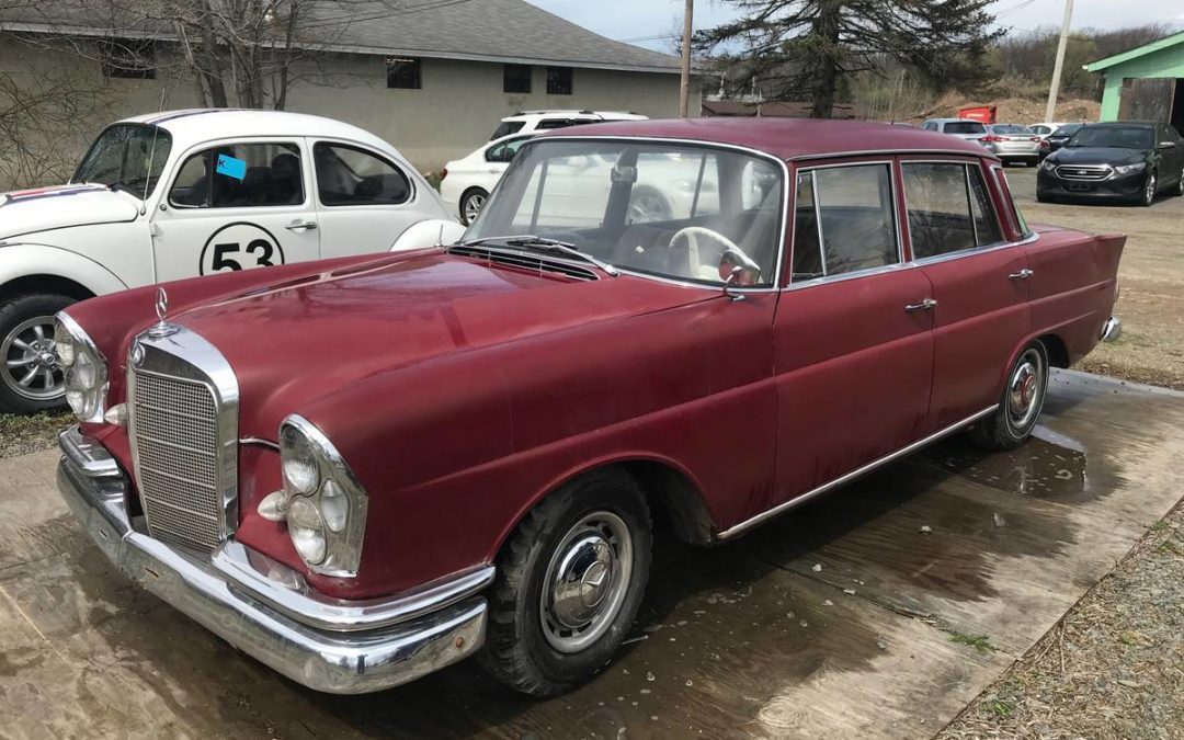 1964 Mercedes-Benz 220 Automatic All Original Heckflosse Fintail