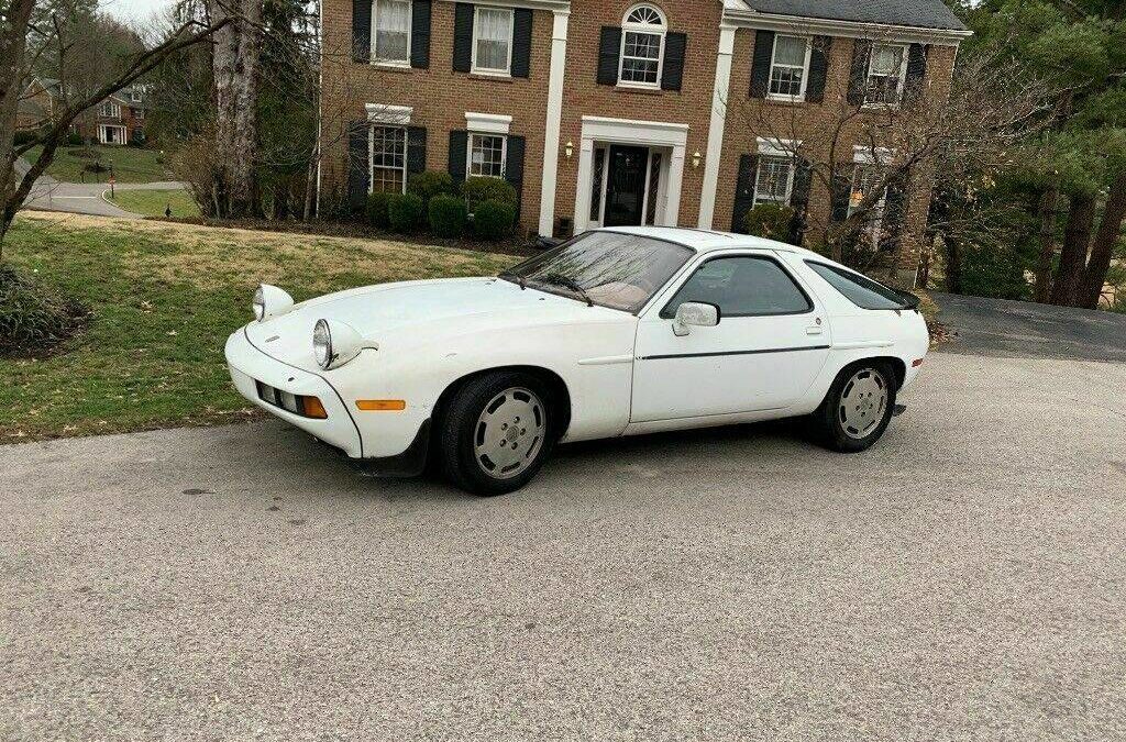 1984 Porsche 928S Auto Project