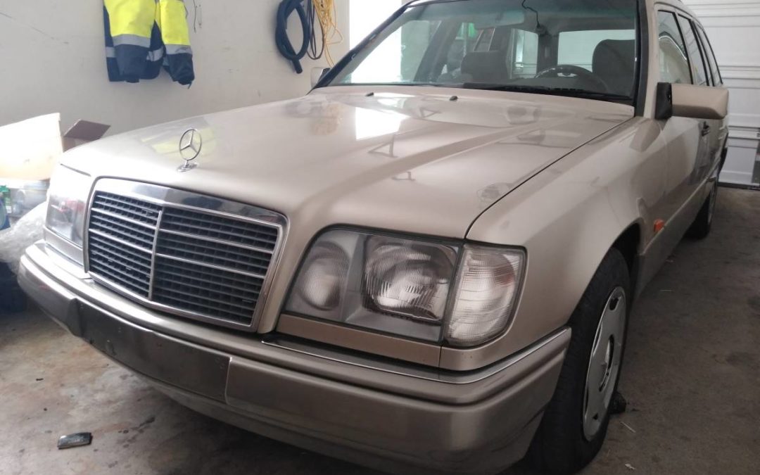 1994 Mercedes-Benz E 250 Diesel 5 Speed Wagon