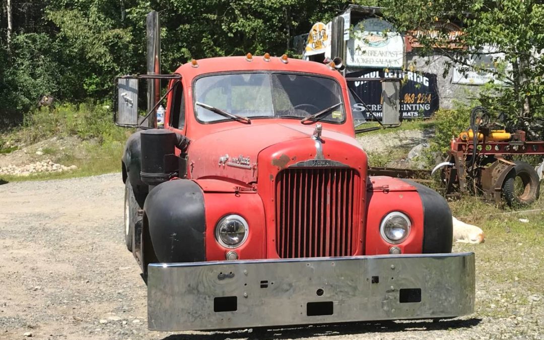 1962 Mack B-42 Custom Rat Truck w/ Chevrolet 350ci V8