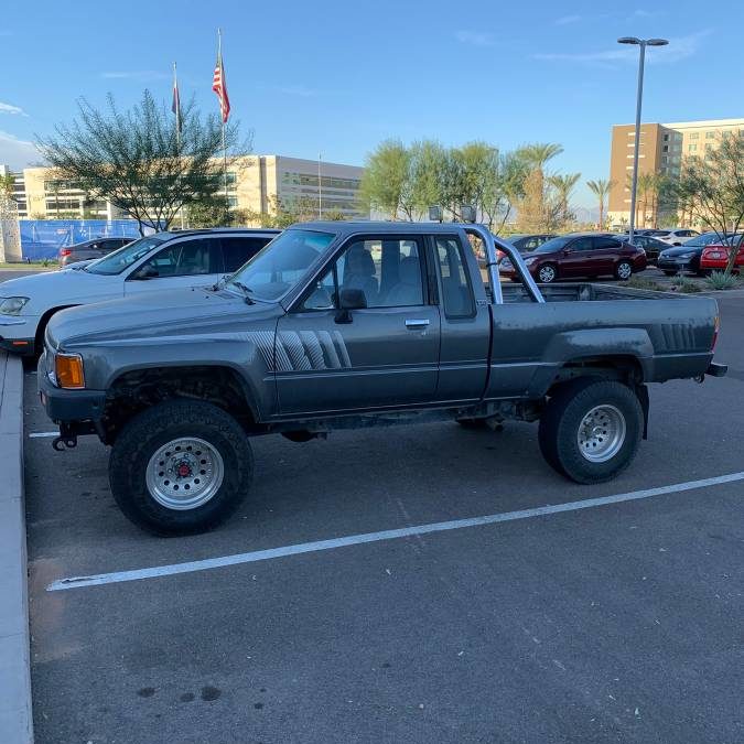 1988 Toyota Pickup LS1 Swapped Xtra Cab 4×4