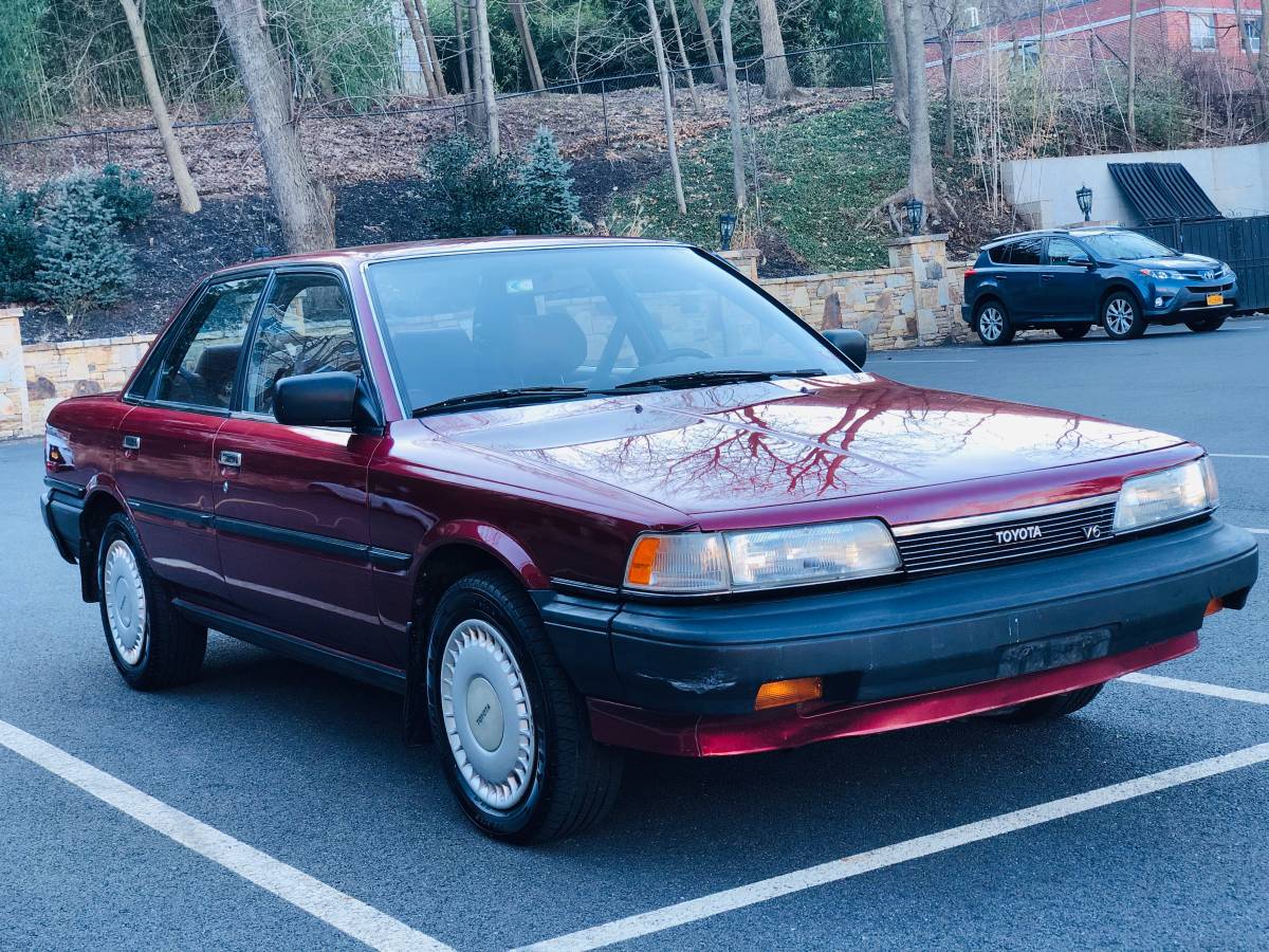 Toyota camry 1988