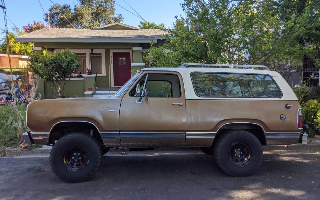 1975 Plymouth Trail Duster 318 V8 4×4